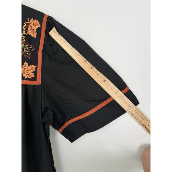 Go Softly Patio Women's Dress L Embroidered Fall Leaves Snap Button Kaftan Mumu - Picture 7 of 8